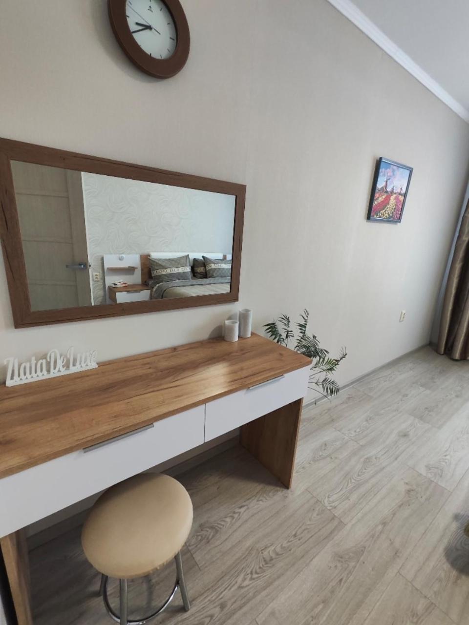 Zlata De Luxe Apartment Ivano-Frankivsk Ngoại thất bức ảnh